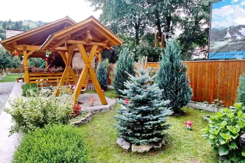 Borșa Cazare | Motel (K1225-16) Imaginea poate fi supusă drepturilor de autor. Se recomandă contactarea titularului drepturilor.