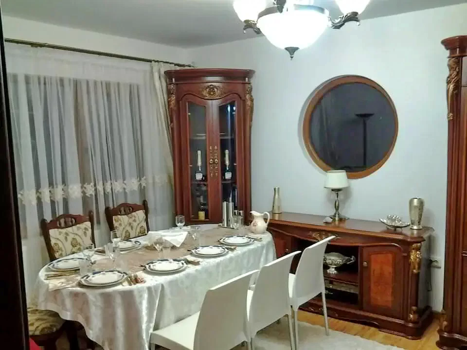 Târgu Neamț Cazare | Camping / Popas turistic (K0659-2) Imaginea poate fi supusă drepturilor de autor. Se recomandă contactarea titularului drepturilor.