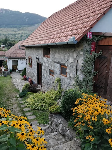 Torockó Szállás | Panzió (K0547-56) A kép szerzői jogvédelem alatt állhat. Javasolt a kapcsolatfelvétel a jog tulajdonossal.