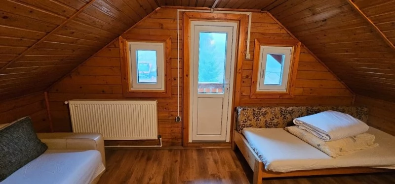 Komandó Szállás | Motel (K0124-10) A kép szerzői jogvédelem alatt állhat. Javasolt a kapcsolatfelvétel a jog tulajdonossal.