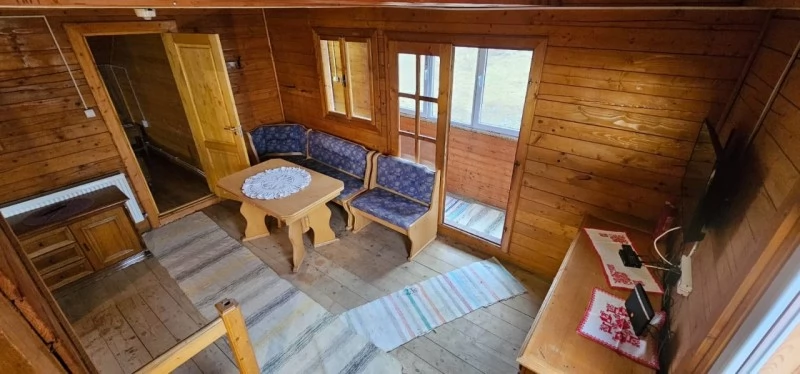 Komandó Szállás | Motel (K0124-18) A kép szerzői jogvédelem alatt állhat. Javasolt a kapcsolatfelvétel a jog tulajdonossal.