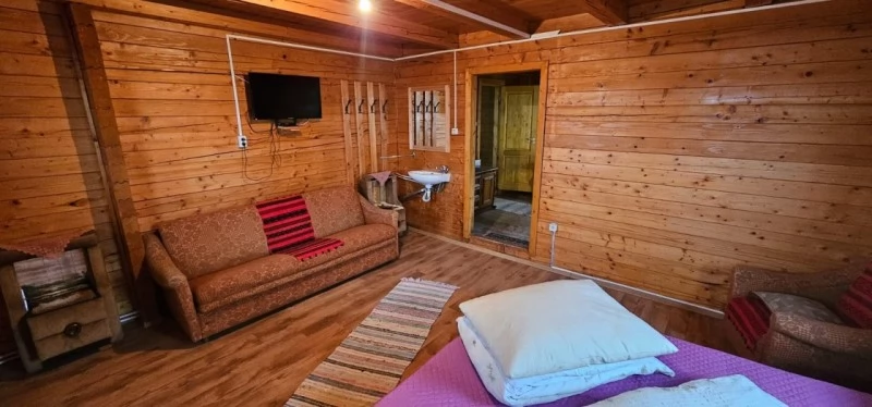 Comandău Cazare | Motel (K0124-19) Imaginea poate fi supusă drepturilor de autor. Se recomandă contactarea titularului drepturilor.