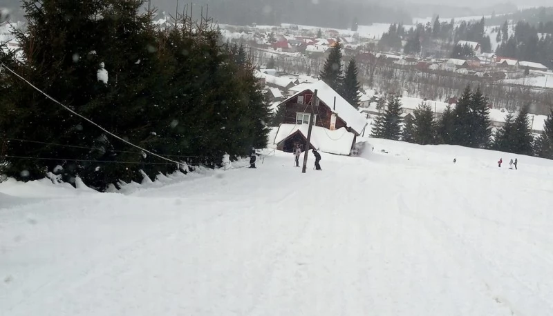 Comandău Cazare | Motel (K0124-31) Imaginea poate fi supusă drepturilor de autor. Se recomandă contactarea titularului drepturilor.