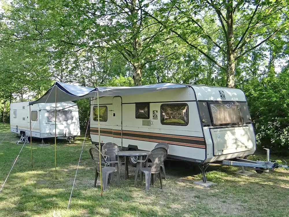 Kiskunmajsa Cazare | Camping (K0782-1) Imaginea poate fi supusă drepturilor de autor. Se recomandă contactarea titularului drepturilor.