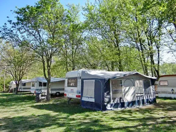 Kiskunmajsa Szállás | Villa (K0782-7) A kép szerzői jogvédelem alatt állhat. Javasolt a kapcsolatfelvétel a jog tulajdonossal.