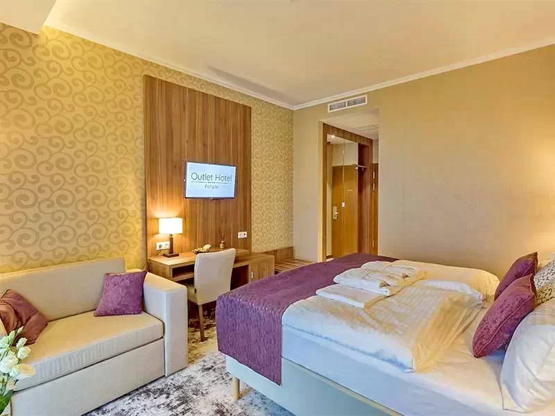  Cazare | Hotel**** (K1013-5) Imaginea poate fi supusă drepturilor de autor. Se recomandă contactarea titularului drepturilor.