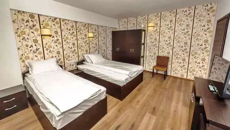 Băile Herculane Cazare | Hotel*** (K0870-8) Imaginea poate fi supusă drepturilor de autor. Se recomandă contactarea titularului drepturilor.