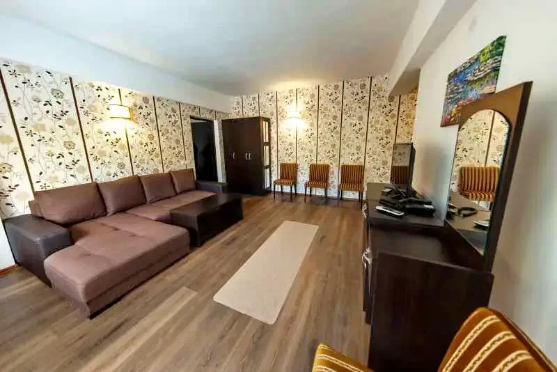 Băile Herculane Cazare | Pensiune turistică (K0870-12) Imaginea poate fi supusă drepturilor de autor. Se recomandă contactarea titularului drepturilor.