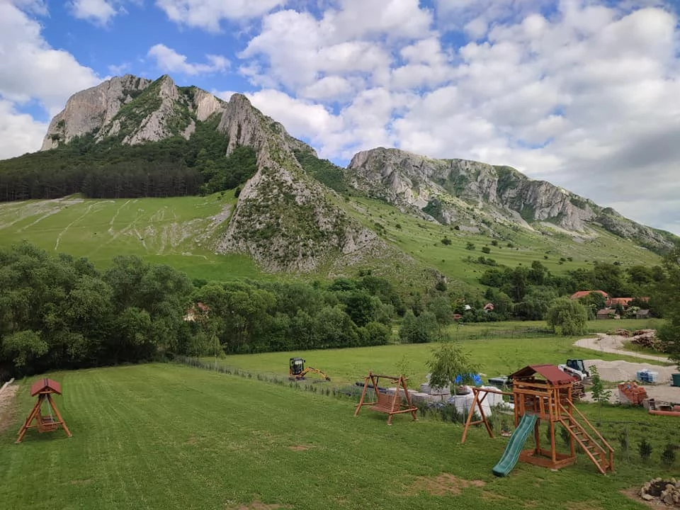 Torockó Szállás | Panzió (K1438-49) A kép szerzői jogvédelem alatt állhat. Javasolt a kapcsolatfelvétel a jog tulajdonossal.