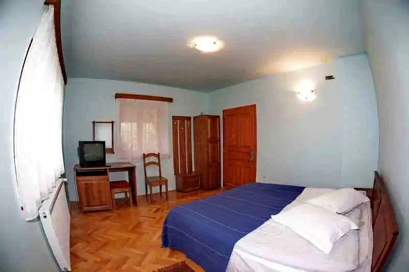 Jidvei Cazare | Hotel**** (K0185-18) Imaginea poate fi supusă drepturilor de autor. Se recomandă contactarea titularului drepturilor.