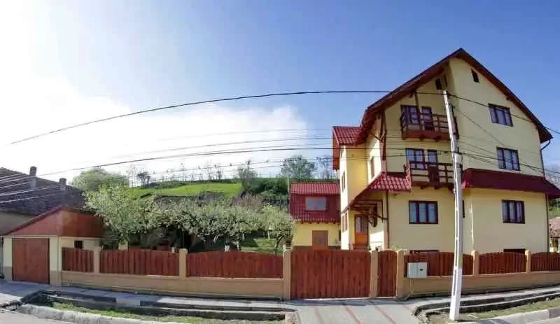 Jidvei Cazare | Hotel**** (K0185-19) Imaginea poate fi supusă drepturilor de autor. Se recomandă contactarea titularului drepturilor.