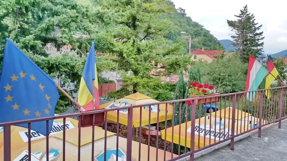 Herkulesfürdő Szállás | Motel (K0883-2) A kép szerzői jogvédelem alatt állhat. Javasolt a kapcsolatfelvétel a jog tulajdonossal.