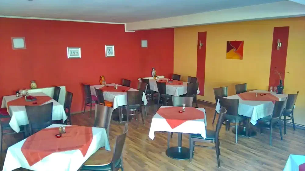 Băile Herculane Cazare | Motel (K0883-6) Imaginea poate fi supusă drepturilor de autor. Se recomandă contactarea titularului drepturilor.