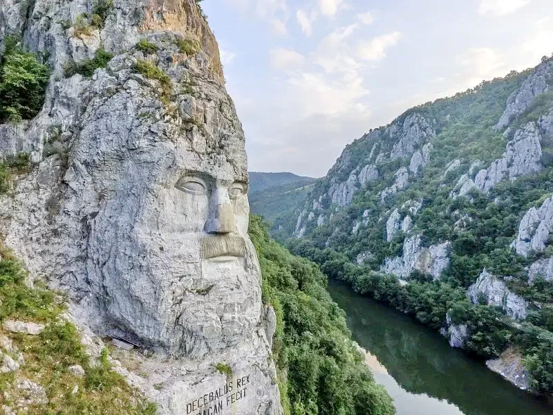 Băile Herculane Cazare | Motel (K0883-36) Imaginea poate fi supusă drepturilor de autor. Se recomandă contactarea titularului drepturilor.