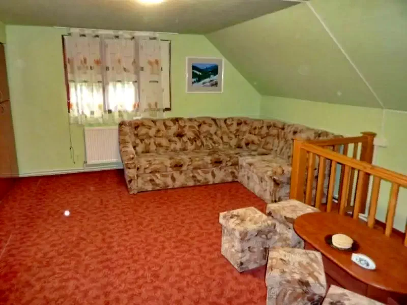 Hargitafürdő Szállás | Üdülőfalu (K0273-7) A kép szerzői jogvédelem alatt állhat. Javasolt a kapcsolatfelvétel a jog tulajdonossal.