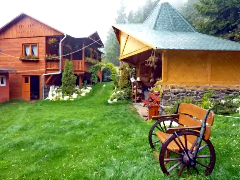 Hargitafürdő Szállás | Üdülőfalu (K0273-28) A kép szerzői jogvédelem alatt állhat. Javasolt a kapcsolatfelvétel a jog tulajdonossal.