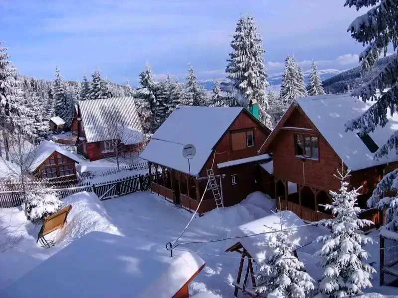 Harghita-Băi Cazare | Sat de vacanță (K0273-30) Imaginea poate fi supusă drepturilor de autor. Se recomandă contactarea titularului drepturilor.