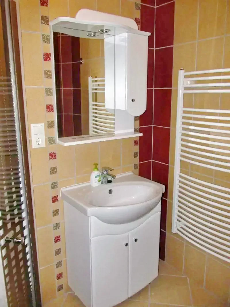 Bogács Szállás | Apartmanház (K1054-8) A kép szerzői jogvédelem alatt állhat. Javasolt a kapcsolatfelvétel a jog tulajdonossal. Bogács Szállás | Apartmanház (K1054-8) A kép szerzői jogvédelem alatt állhat. Javasolt a kapcsolatfelvétel a jog tulajdonossal.