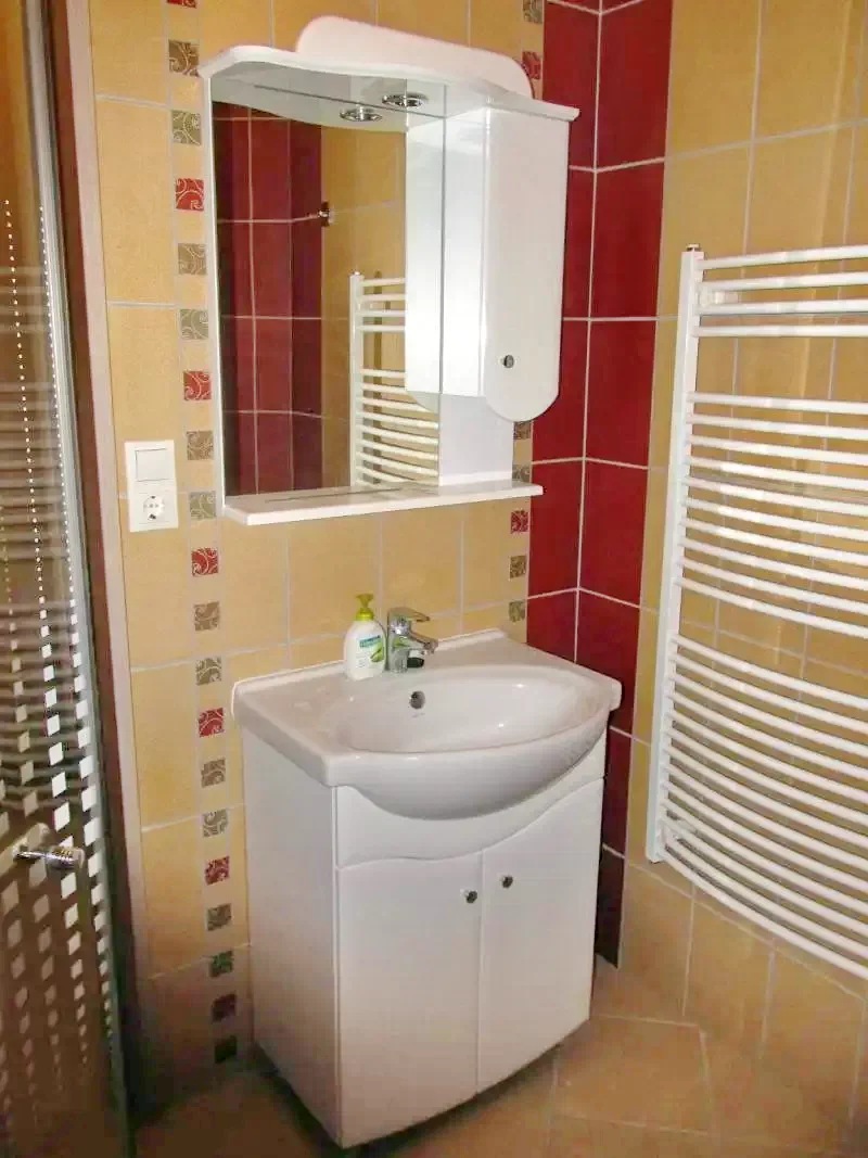 Bogács Szállás | Apartmanház (K1054-21) A kép szerzői jogvédelem alatt állhat. Javasolt a kapcsolatfelvétel a jog tulajdonossal. Bogács Szállás | Apartmanház (K1054-21) A kép szerzői jogvédelem alatt állhat. Javasolt a kapcsolatfelvétel a jog tulajdonossal.