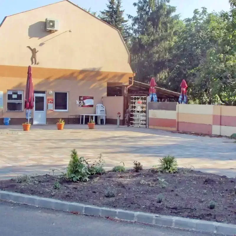 Bogács Szállás | Apartmanház (K1054-23) A kép szerzői jogvédelem alatt állhat. Javasolt a kapcsolatfelvétel a jog tulajdonossal. Bogács Szállás | Apartmanház (K1054-23) A kép szerzői jogvédelem alatt állhat. Javasolt a kapcsolatfelvétel a jog tulajdonossal.