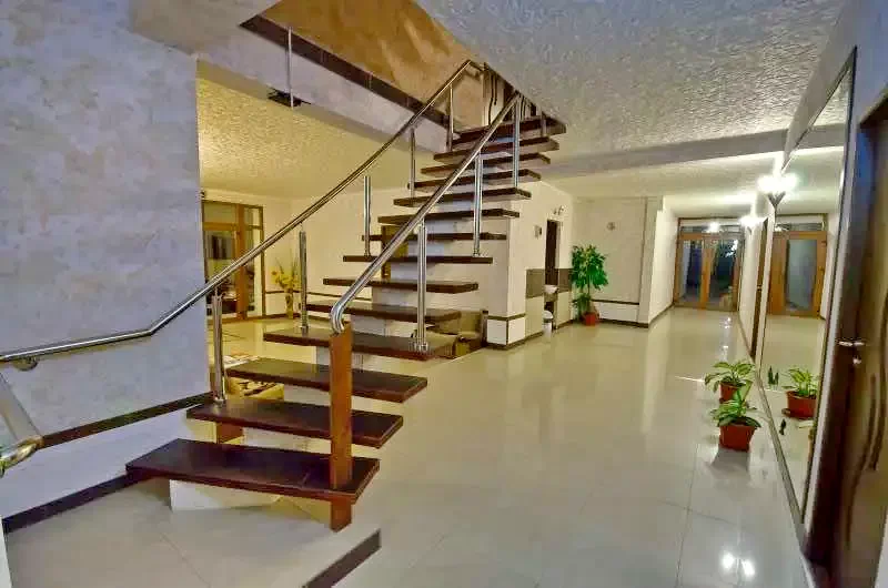 Băile Herculane Cazare | Motel (K0894-9) Imaginea poate fi supusă drepturilor de autor. Se recomandă contactarea titularului drepturilor.