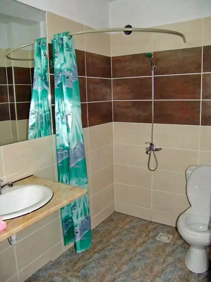 Herkulesfürdő Szállás | Motel (K0894-16) A kép szerzői jogvédelem alatt állhat. Javasolt a kapcsolatfelvétel a jog tulajdonossal.