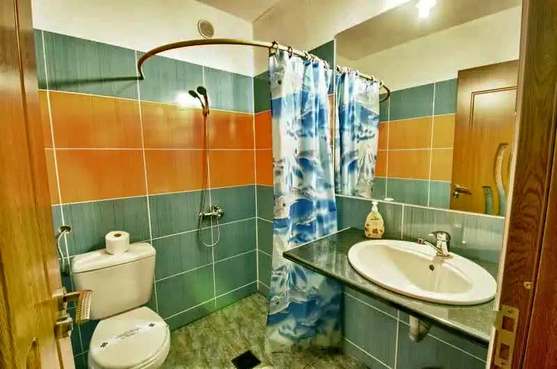 Băile Herculane Cazare | Motel (K0894-21) Imaginea poate fi supusă drepturilor de autor. Se recomandă contactarea titularului drepturilor.
