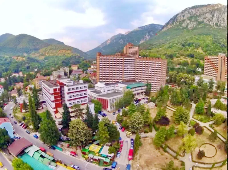 Băile Herculane Cazare | Motel (K0894-37) Imaginea poate fi supusă drepturilor de autor. Se recomandă contactarea titularului drepturilor.