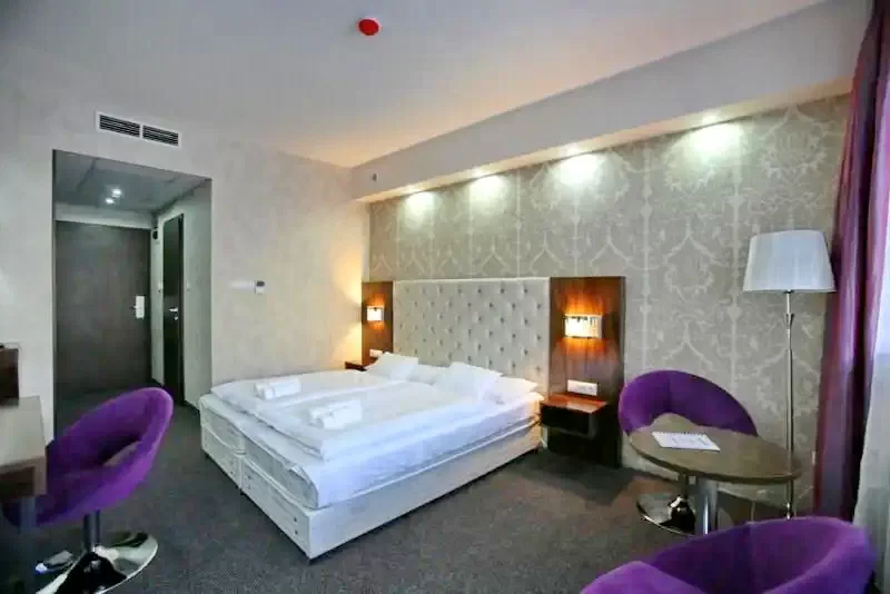 Mișcolț Cazare | Pensiune turistică (K0551-15) Imaginea poate fi supusă drepturilor de autor. Se recomandă contactarea titularului drepturilor.