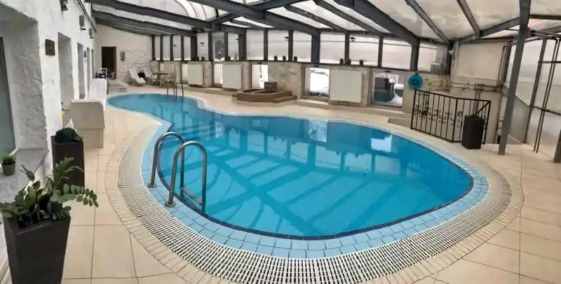 Mișcolț Cazare | Pensiune turistică (K0551-33) Imaginea poate fi supusă drepturilor de autor. Se recomandă contactarea titularului drepturilor.