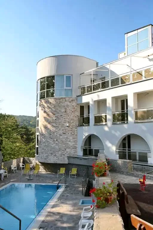 Mișcolț Cazare | Pensiune turistică (K0551-43) Imaginea poate fi supusă drepturilor de autor. Se recomandă contactarea titularului drepturilor.