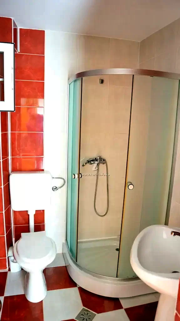 Moieciu de Sus Cazare | Motel (K1376-31) Imaginea poate fi supusă drepturilor de autor. Se recomandă contactarea titularului drepturilor.