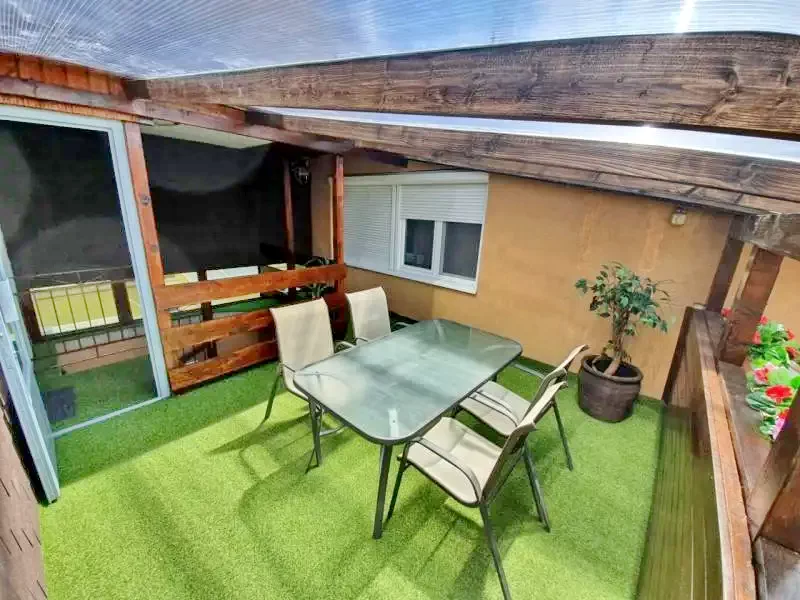  Cazare | Motel (K0682-15) Imaginea poate fi supusă drepturilor de autor. Se recomandă contactarea titularului drepturilor.