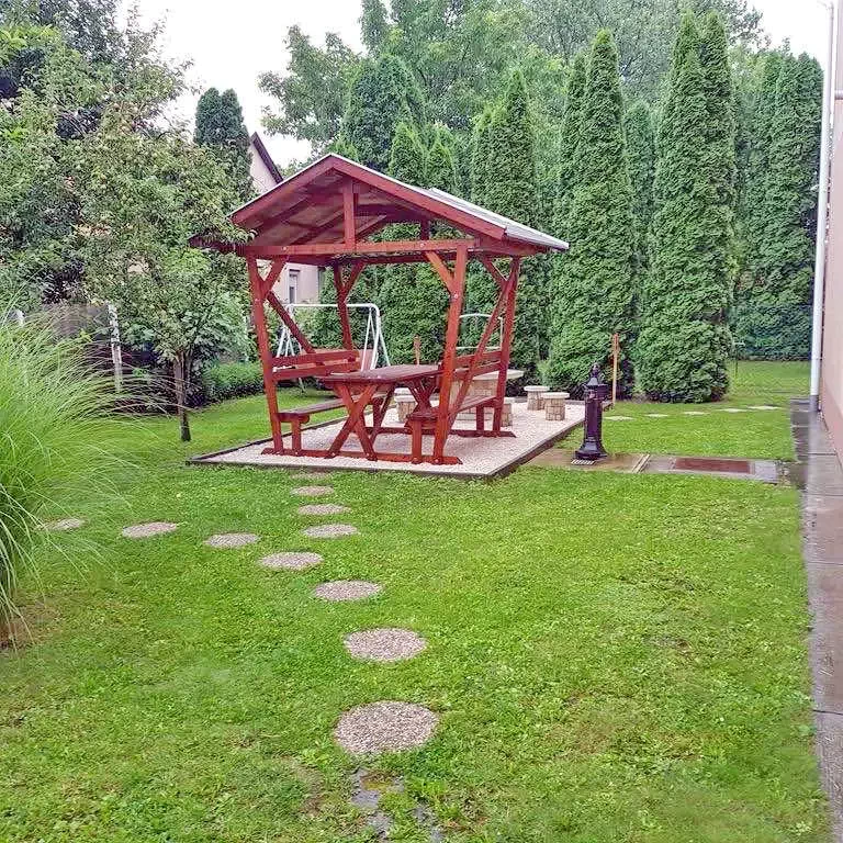 Hajdúszoboszló Szállás | Bungalow (K0914-31) A kép szerzői jogvédelem alatt állhat. Javasolt a kapcsolatfelvétel a jog tulajdonossal.