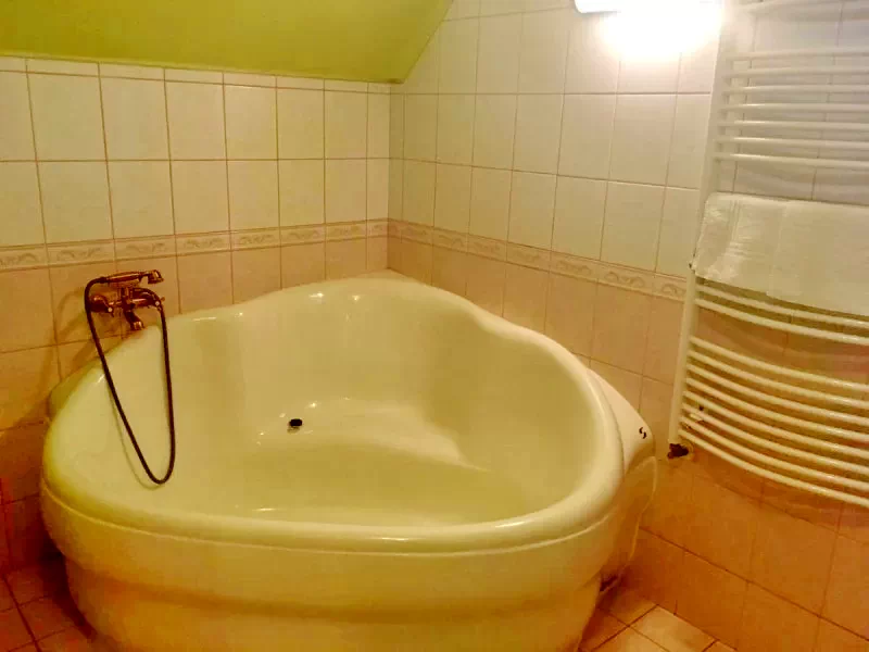  Cazare | Hotel**** (K0090-15) Imaginea poate fi supusă drepturilor de autor. Se recomandă contactarea titularului drepturilor.