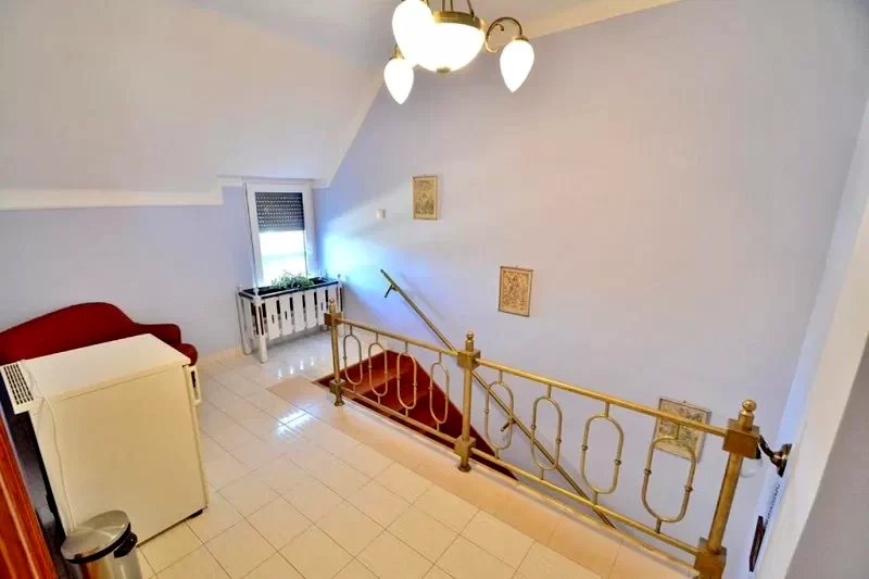  Cazare | Hotel**** (K0090-40) Imaginea poate fi supusă drepturilor de autor. Se recomandă contactarea titularului drepturilor.