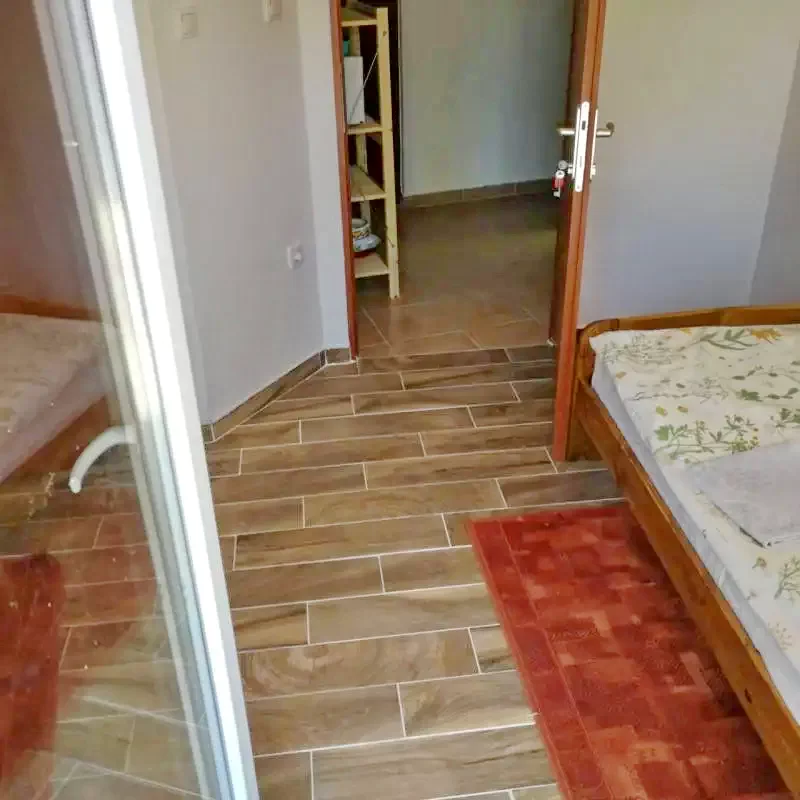 Balatonszemes Szállás | Bungalow (K1126-5) A kép szerzői jogvédelem alatt állhat. Javasolt a kapcsolatfelvétel a jog tulajdonossal.