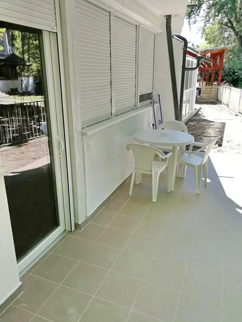 Balatonszemes Szállás | Bungalow (K1126-33) A kép szerzői jogvédelem alatt állhat. Javasolt a kapcsolatfelvétel a jog tulajdonossal.