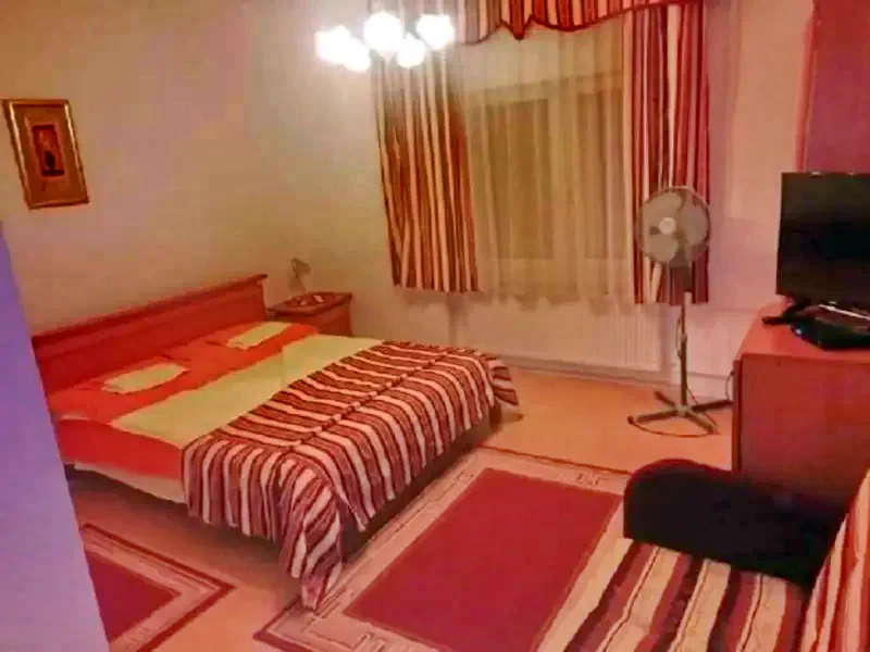 Mișcolț Cazare | Hotel**** (K0866-13) Imaginea poate fi supusă drepturilor de autor. Se recomandă contactarea titularului drepturilor.