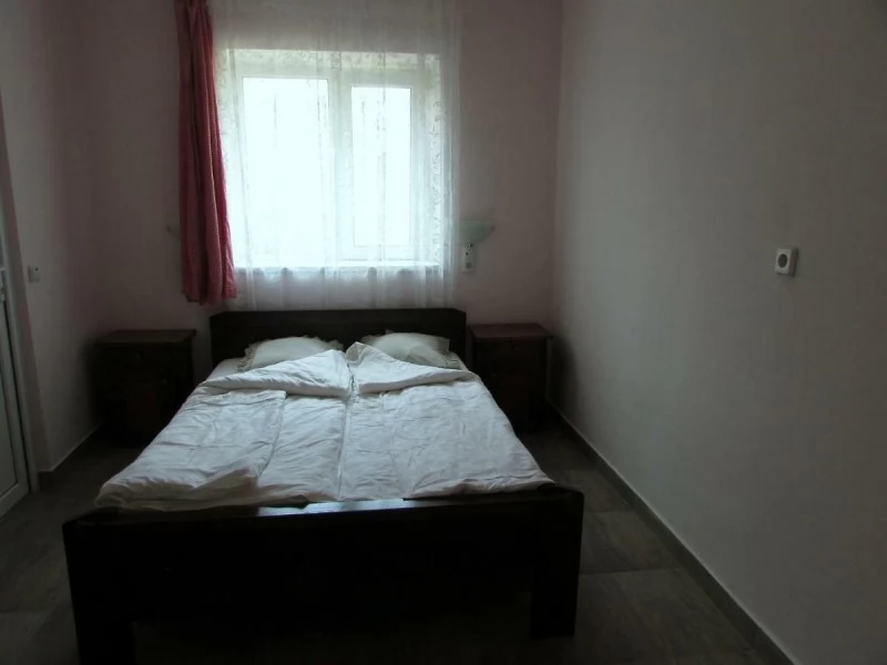 Coltău Cazare | Motel (K1484-7) Imaginea poate fi supusă drepturilor de autor. Se recomandă contactarea titularului drepturilor.