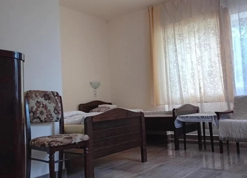 Coltău Cazare | Motel (K1484-12) Imaginea poate fi supusă drepturilor de autor. Se recomandă contactarea titularului drepturilor.