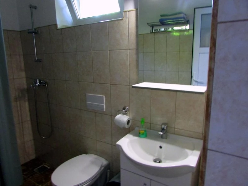 Koltó Szállás | Motel (K1484-13) A kép szerzői jogvédelem alatt állhat. Javasolt a kapcsolatfelvétel a jog tulajdonossal.