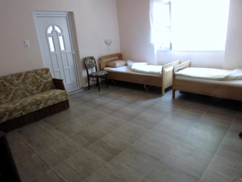 Koltó Szállás | Motel (K1484-17) A kép szerzői jogvédelem alatt állhat. Javasolt a kapcsolatfelvétel a jog tulajdonossal.