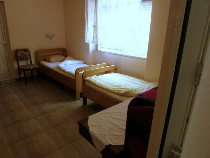 Koltó Szállás | Motel (K1484-31) A kép szerzői jogvédelem alatt állhat. Javasolt a kapcsolatfelvétel a jog tulajdonossal.