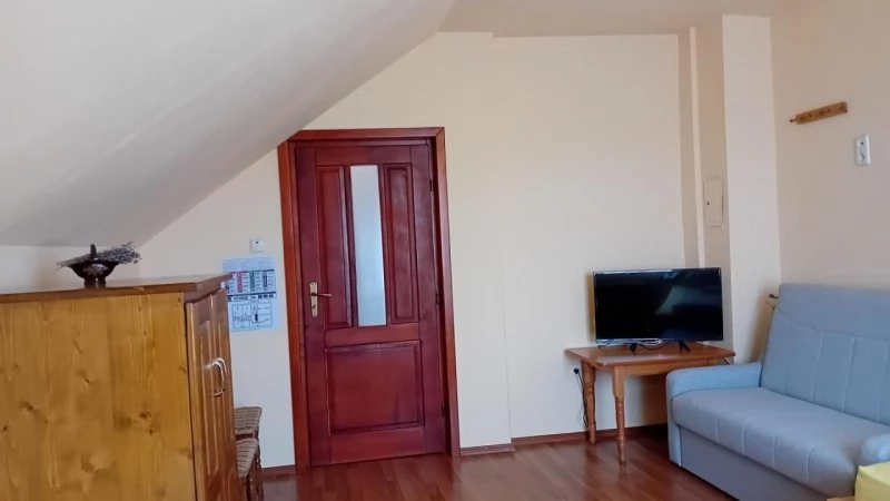 Coltău Cazare | Motel (K1484-32) Imaginea poate fi supusă drepturilor de autor. Se recomandă contactarea titularului drepturilor.