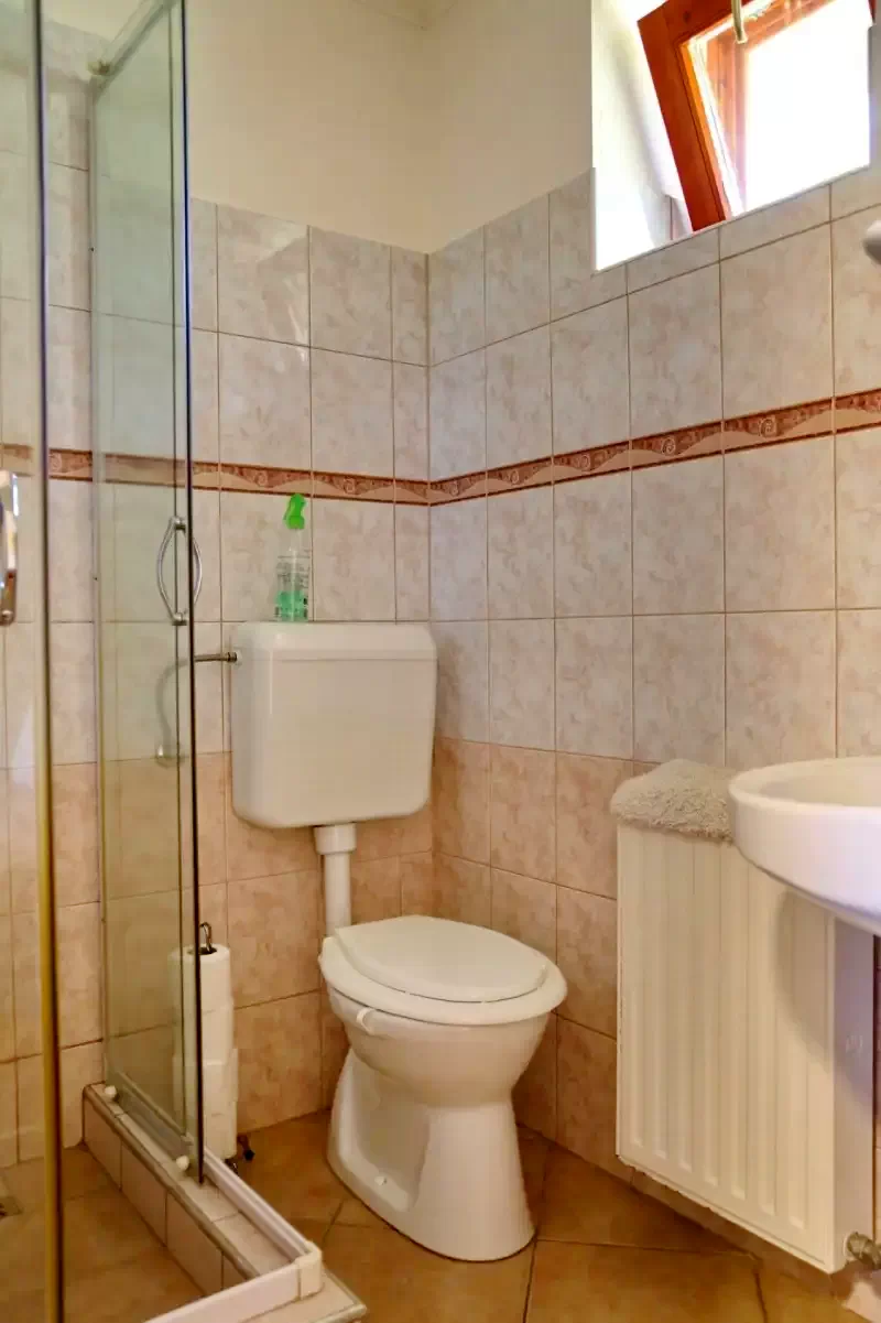  Cazare | Hotel**** (K0810-6) Imaginea poate fi supusă drepturilor de autor. Se recomandă contactarea titularului drepturilor.