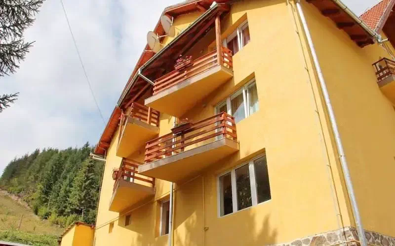 Bălan Cazare | Motel (K0134-19) Imaginea poate fi supusă drepturilor de autor. Se recomandă contactarea titularului drepturilor.