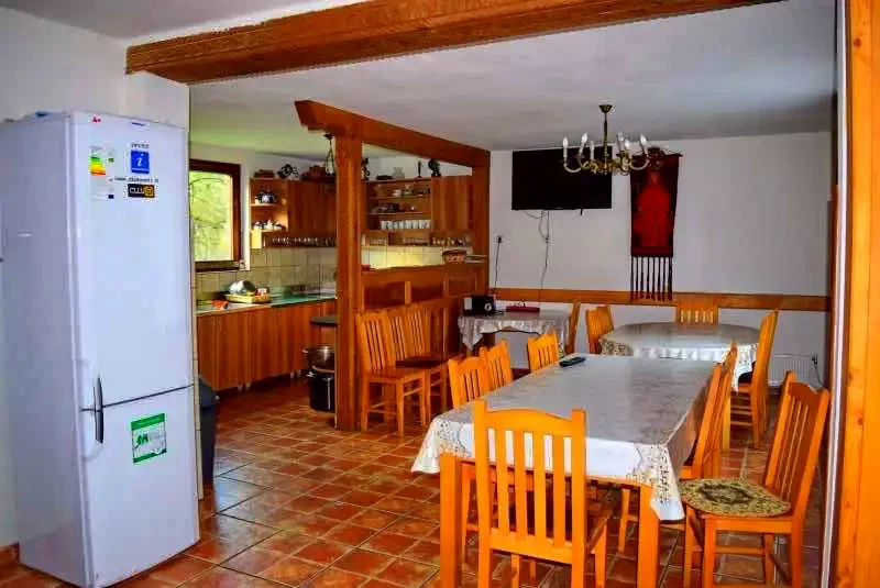 Valea Drăganului Cazare | Motel (K0705-5) Imaginea poate fi supusă drepturilor de autor. Se recomandă contactarea titularului drepturilor.