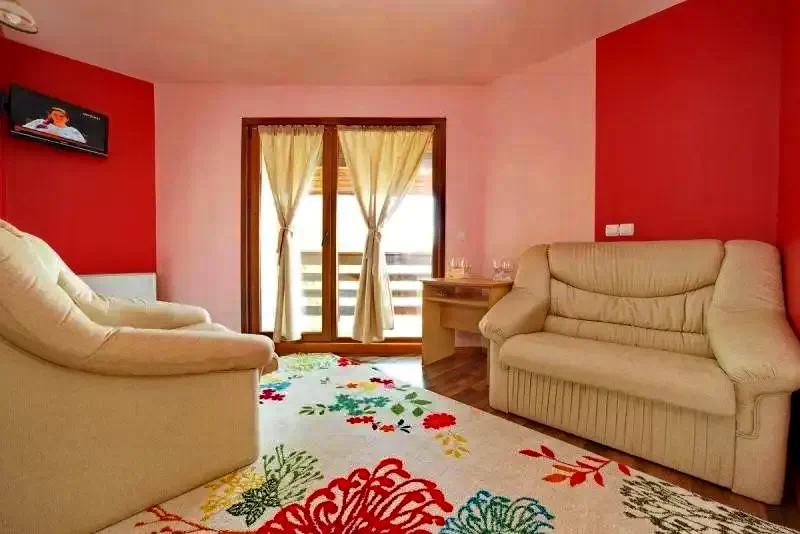 Tulcea Cazare | Pensiune turistică (K1309-29) Imaginea poate fi supusă drepturilor de autor. Se recomandă contactarea titularului drepturilor.