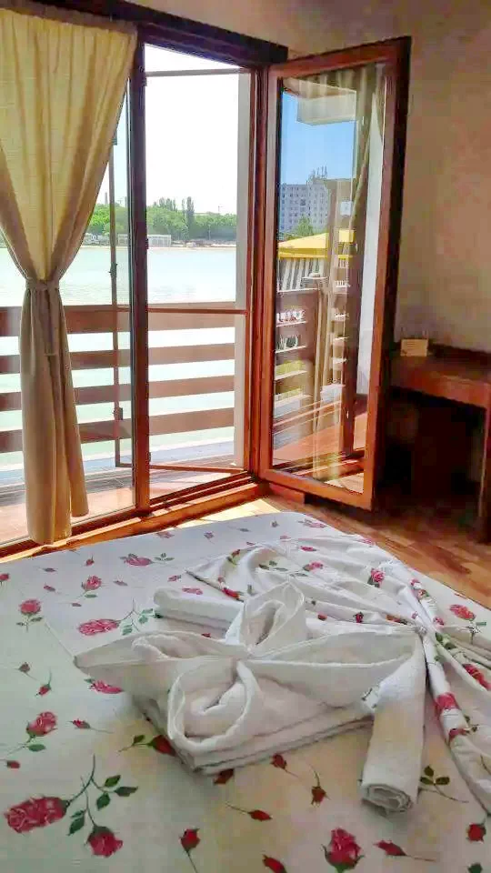 Tulcea Cazare | Pensiune turistică (K1309-40) Imaginea poate fi supusă drepturilor de autor. Se recomandă contactarea titularului drepturilor.